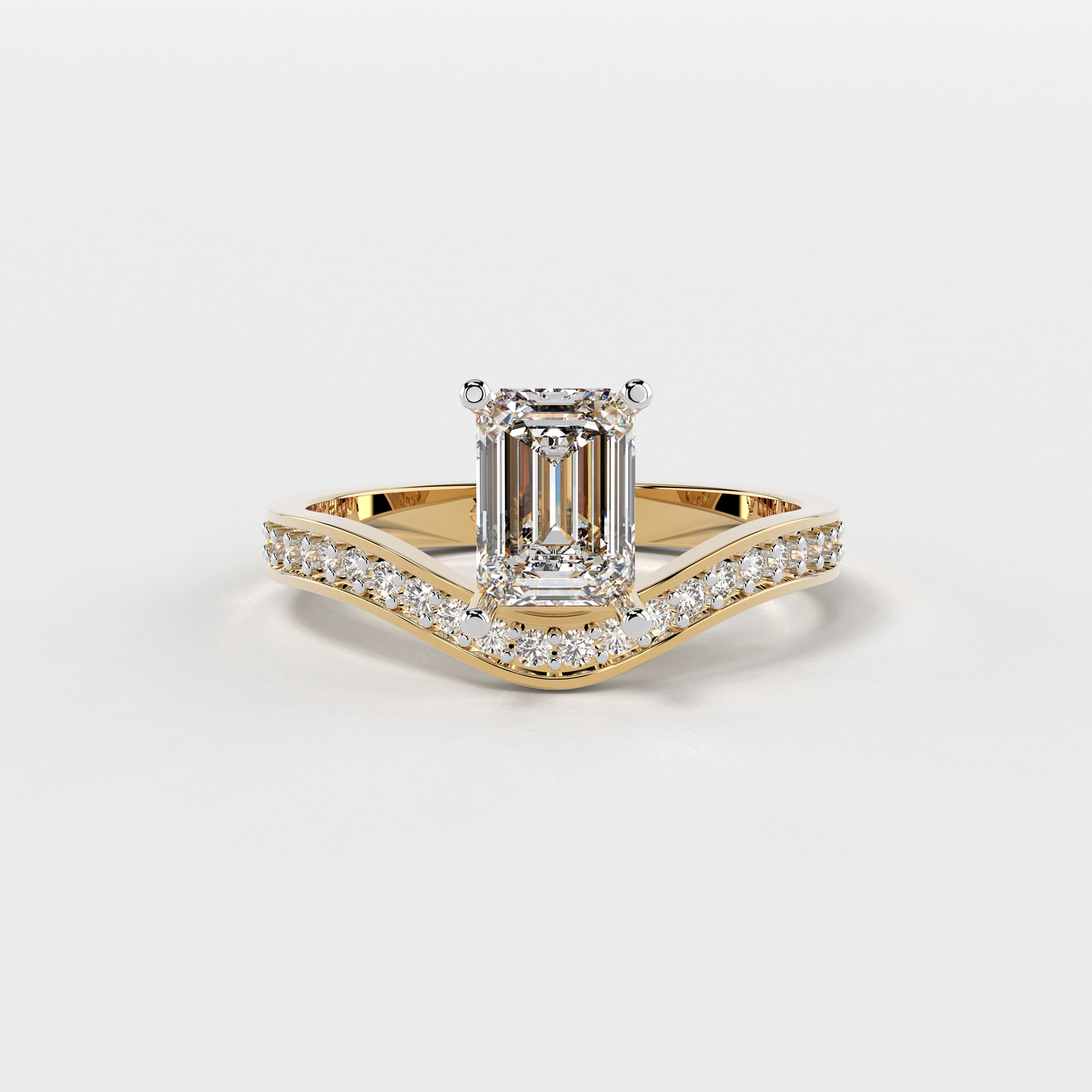 Eminent Emerald Ring