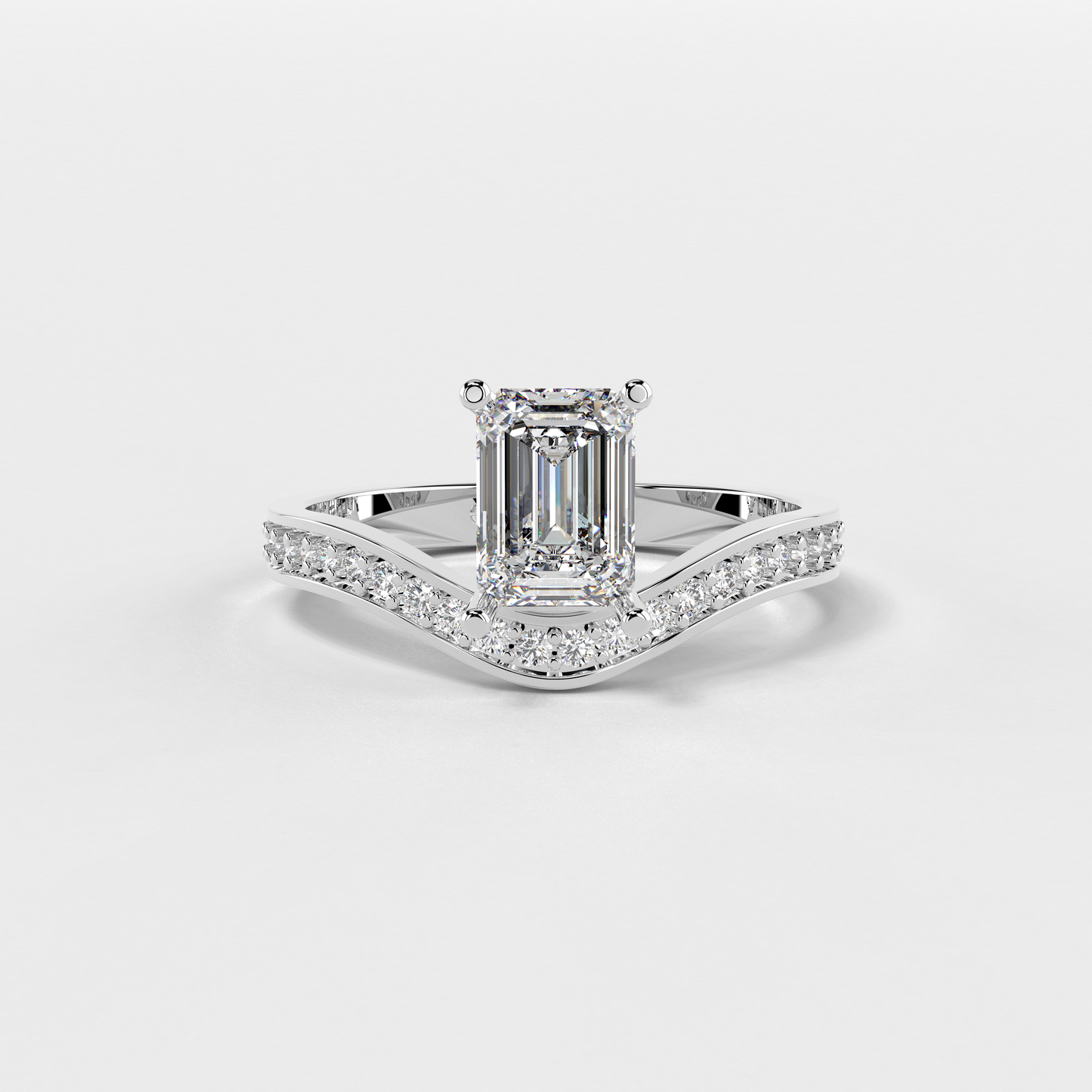 Eminent Emerald Ring