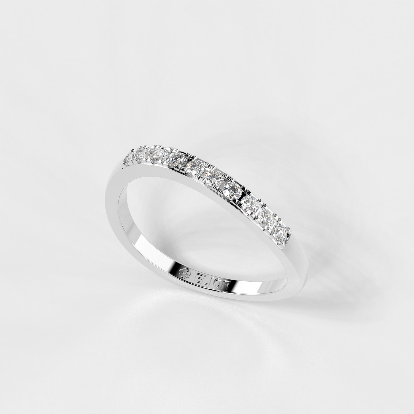 Luxe Linea Ring